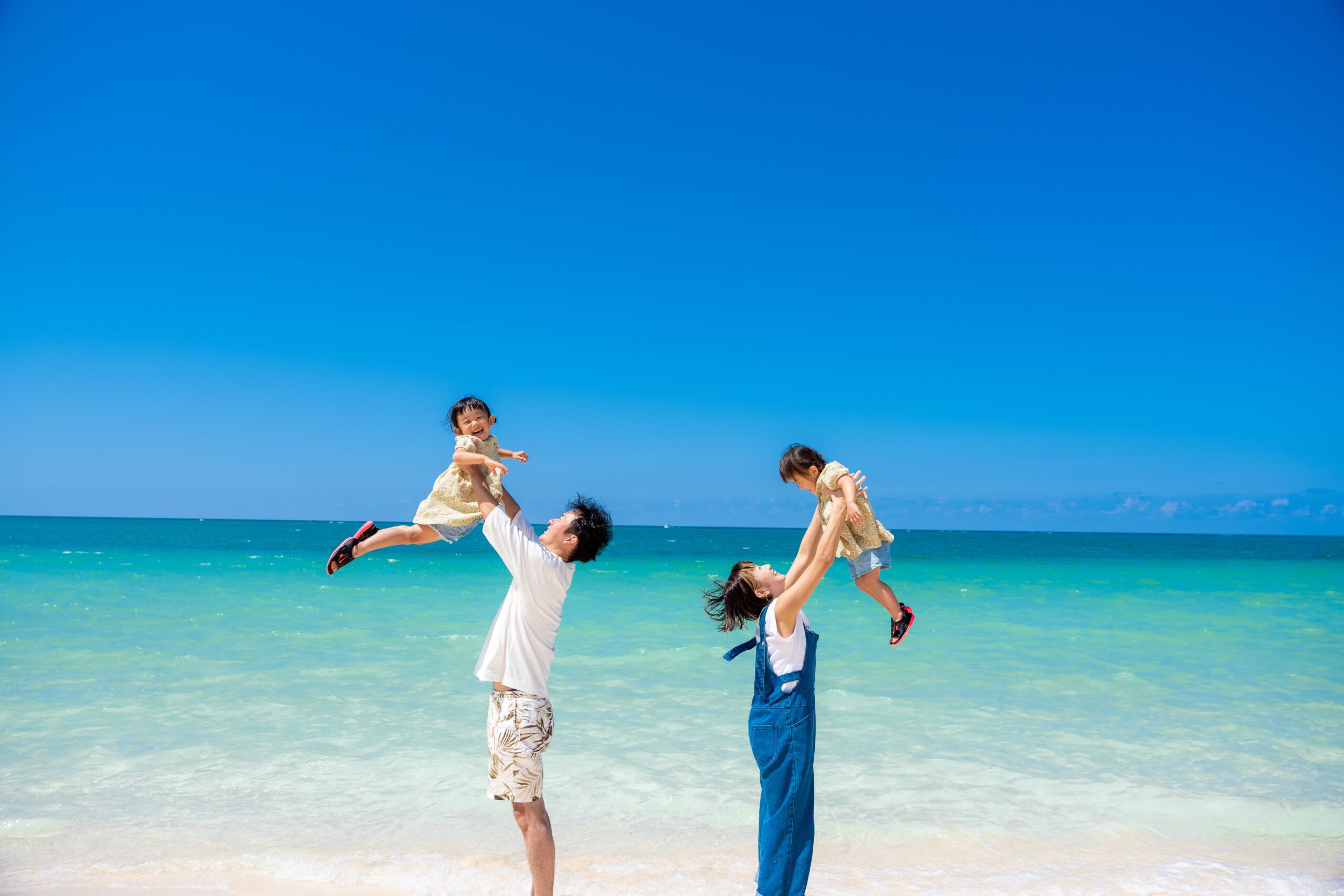 北谷町 アラハビーチ 家族写真