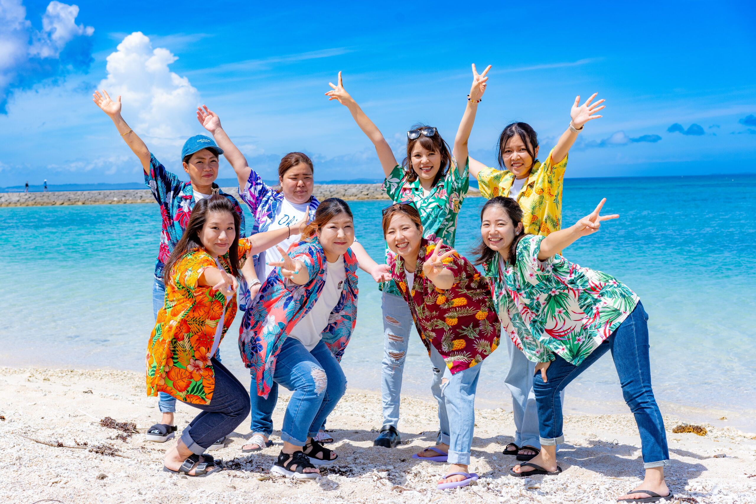 沖縄フレンドフォト｜30歳祝いビーチ記念撮影
